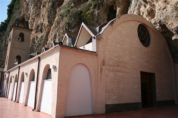 Santuario dei Santi Cosma e Damiano Costiera Amalfitana Campania